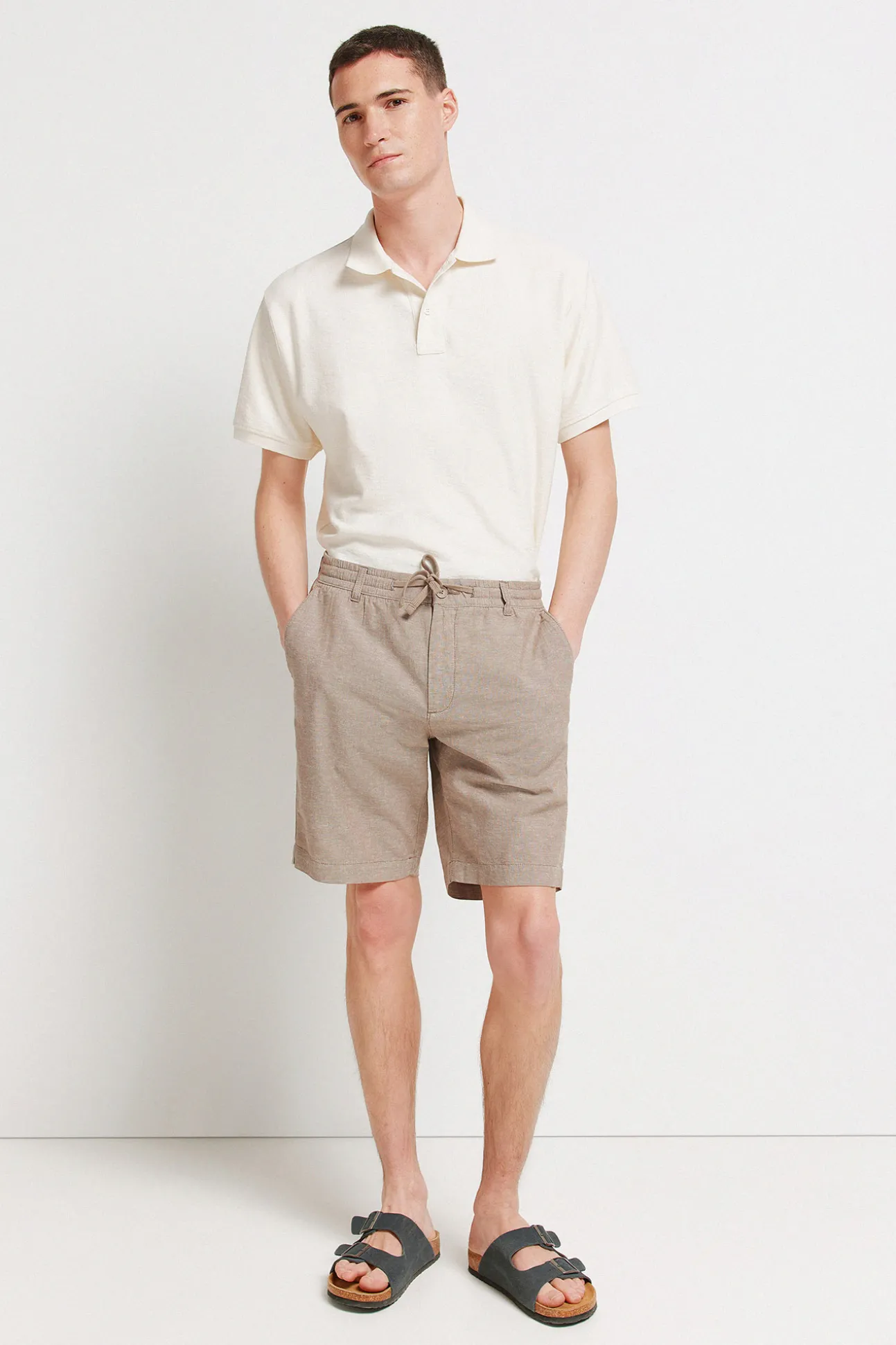 Bermuda coupe slim confortable en lin