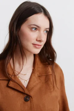 Blazer en daim synth&eacute;tique
