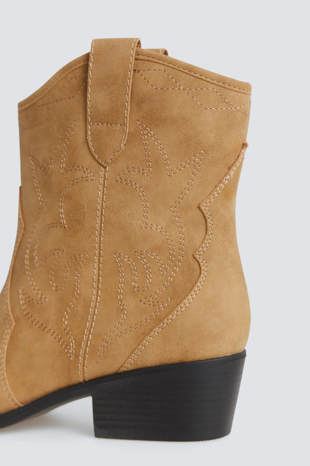 Bottes cowboy effet daim