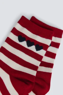 Chaussettes longues &agrave; rayures c&oelig;urs