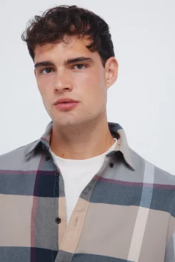 chemise &agrave; carreaux