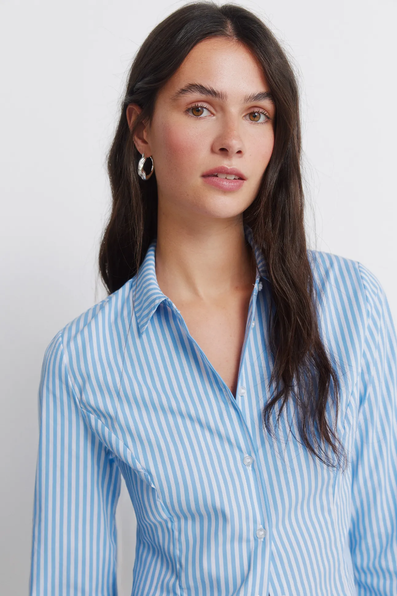 Chemise en coton cintrée