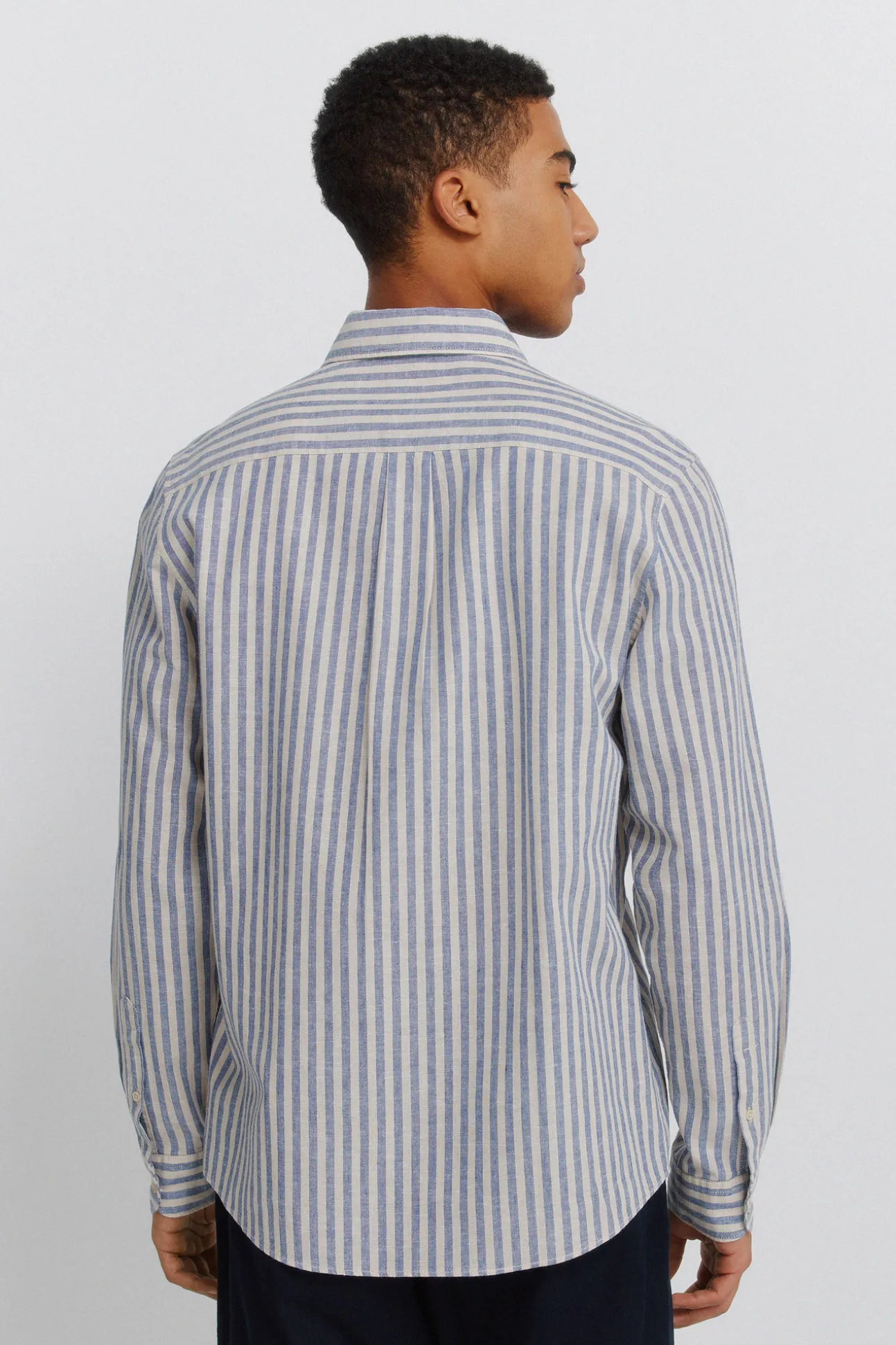 Chemise en lin à rayures
