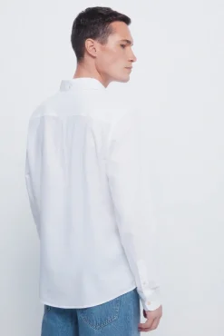 Chemise structurée