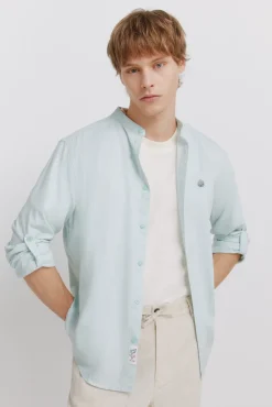 Chemise structur&eacute;e