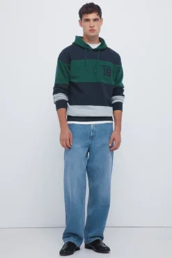 Coupes de capuche à sweat-shirt