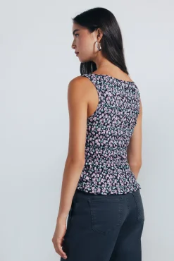 Haut ajusté à fleurs
