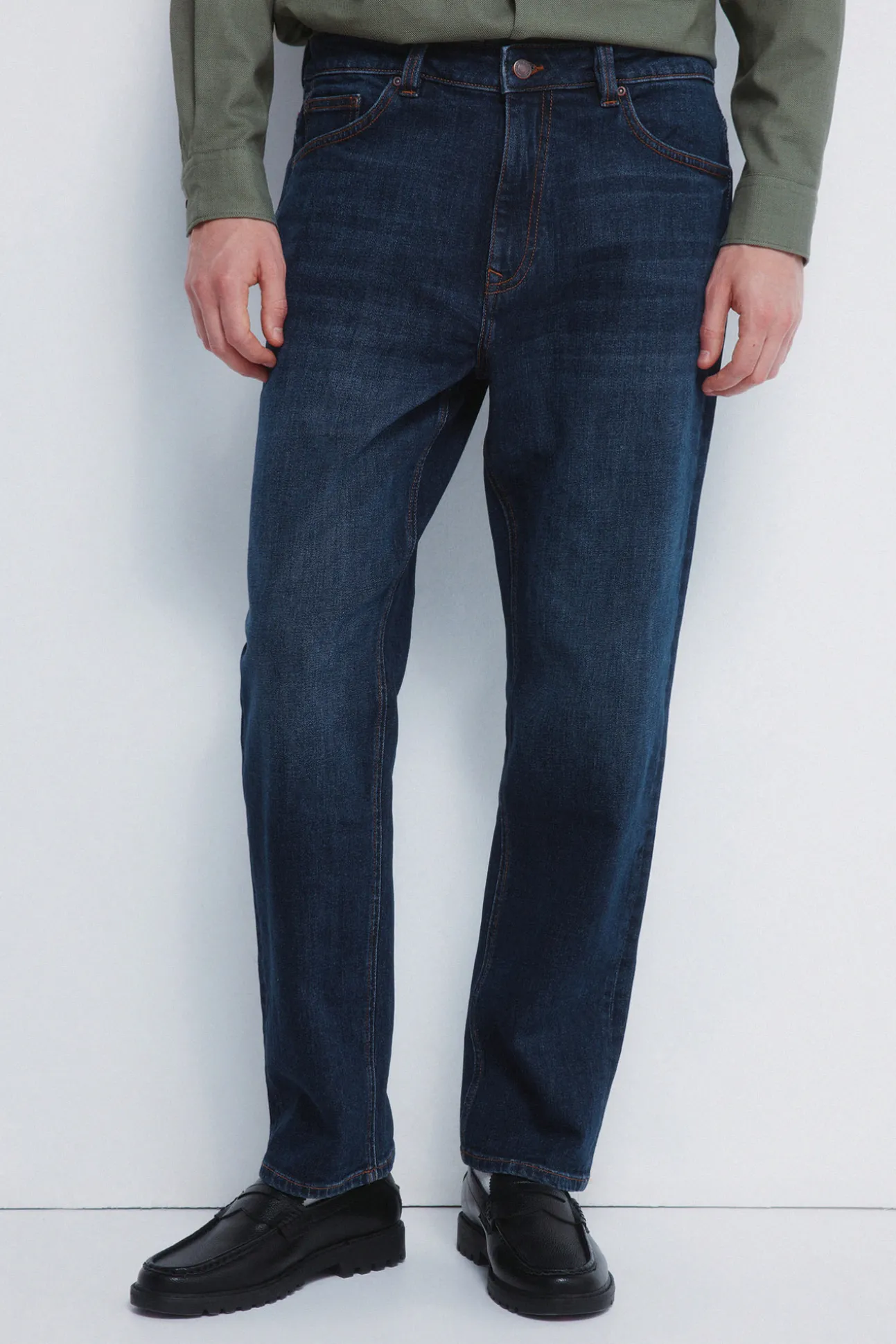 Jeans coupe droite délavé foncé