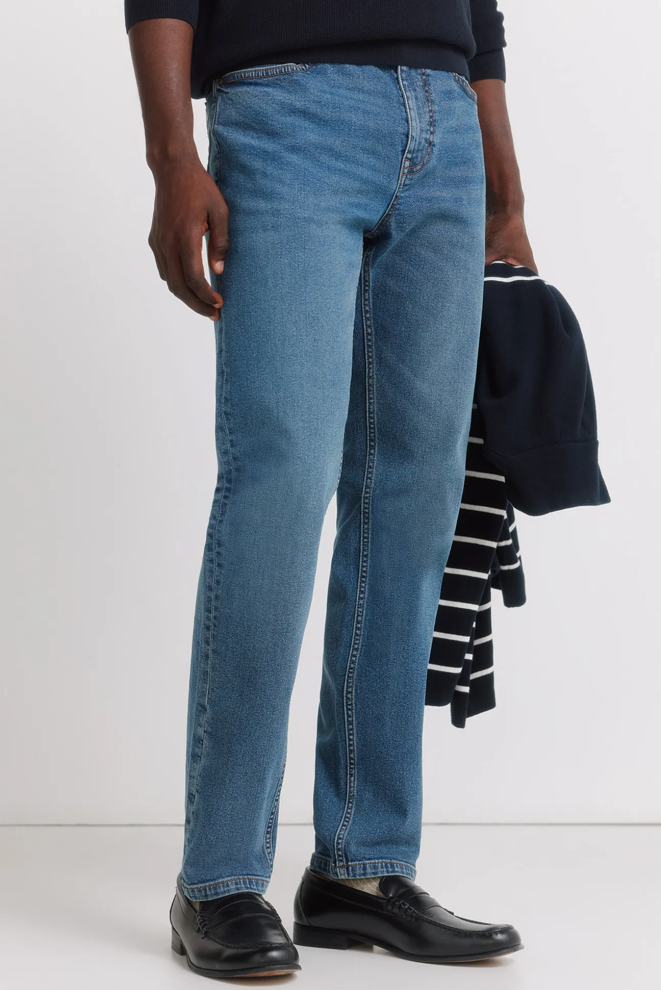 Jeans délavage moyen foncé coupe skinny
