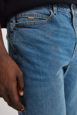 Jeans délavage moyen foncé coupe skinny