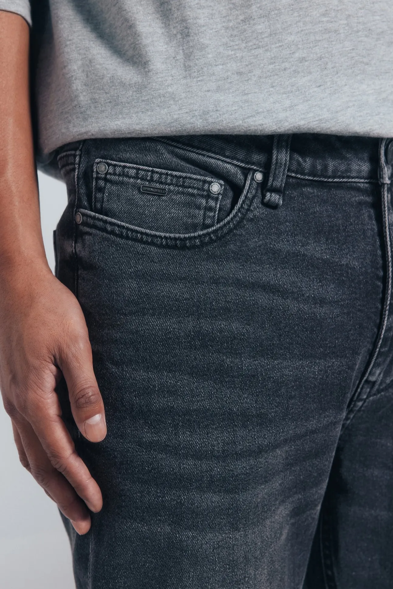 Jeans skinny délavé gris foncé