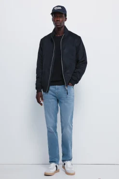 Jeans slim &agrave; d&eacute;lavage moyen