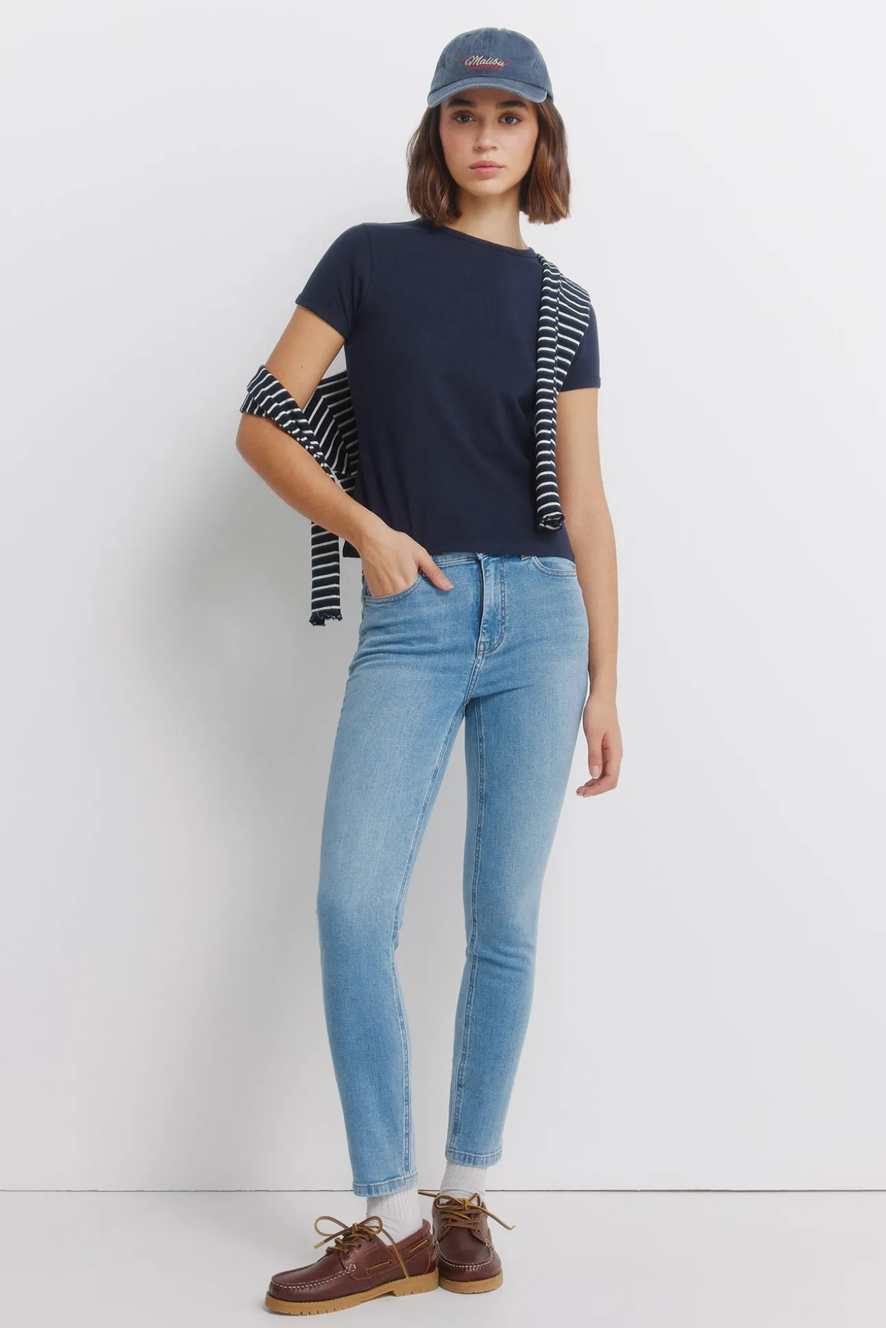 Jeans slim court