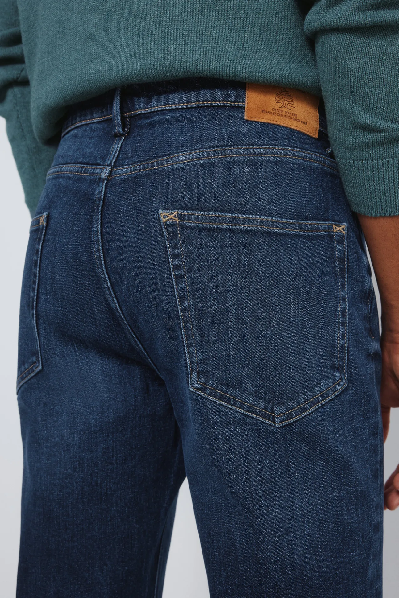 Jeans slim délavé moyennement foncé