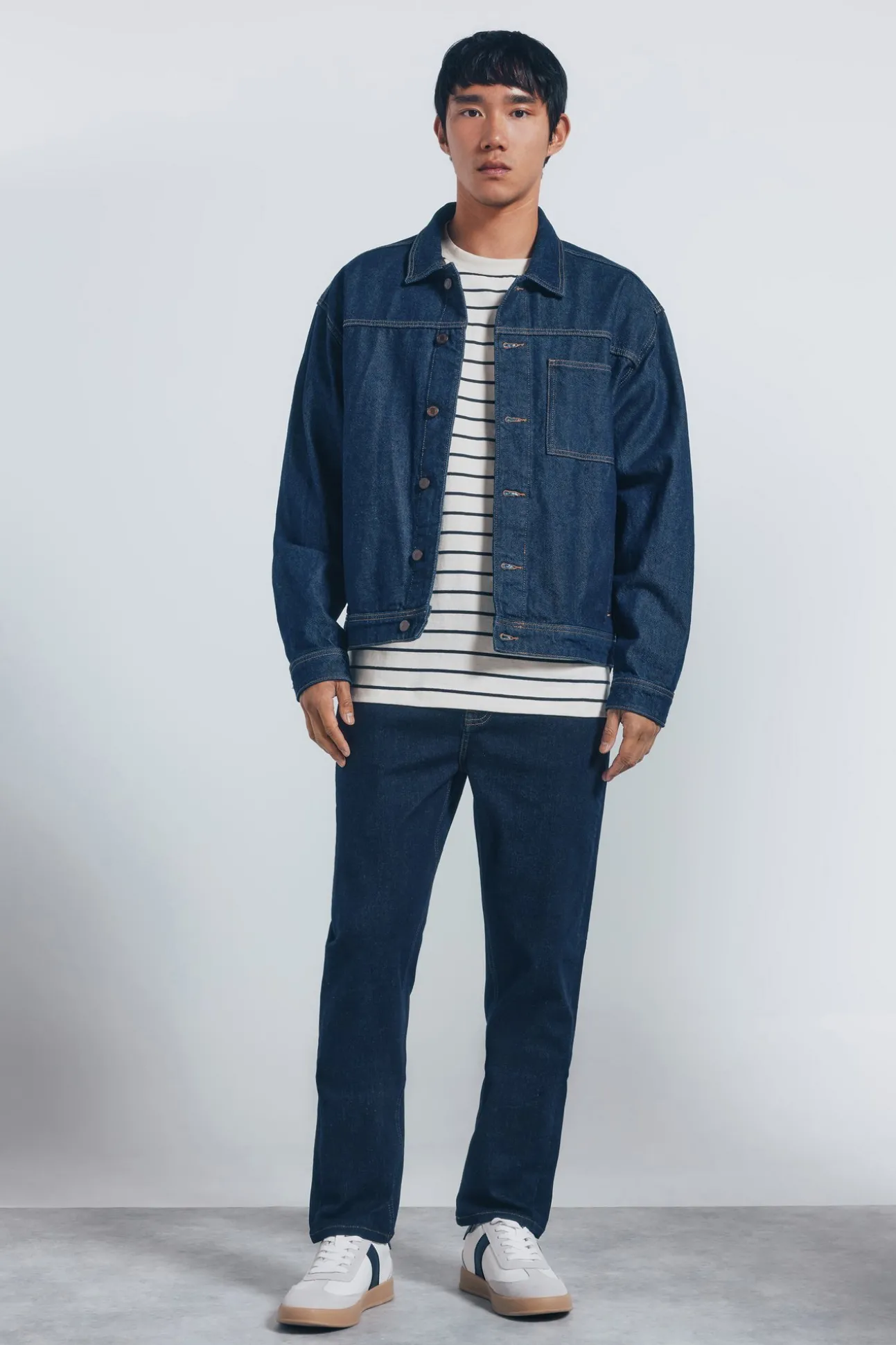 Jeans slim désencollé