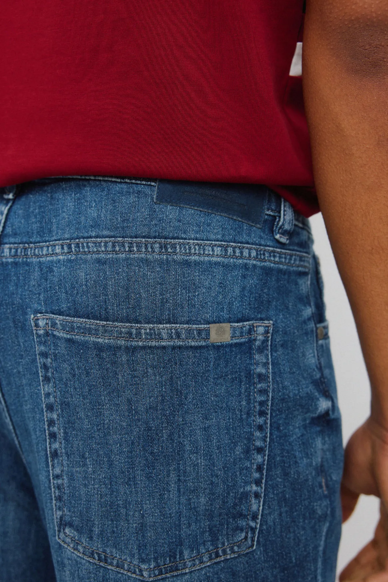 Jeans ultra-léger délavé foncé slim fit