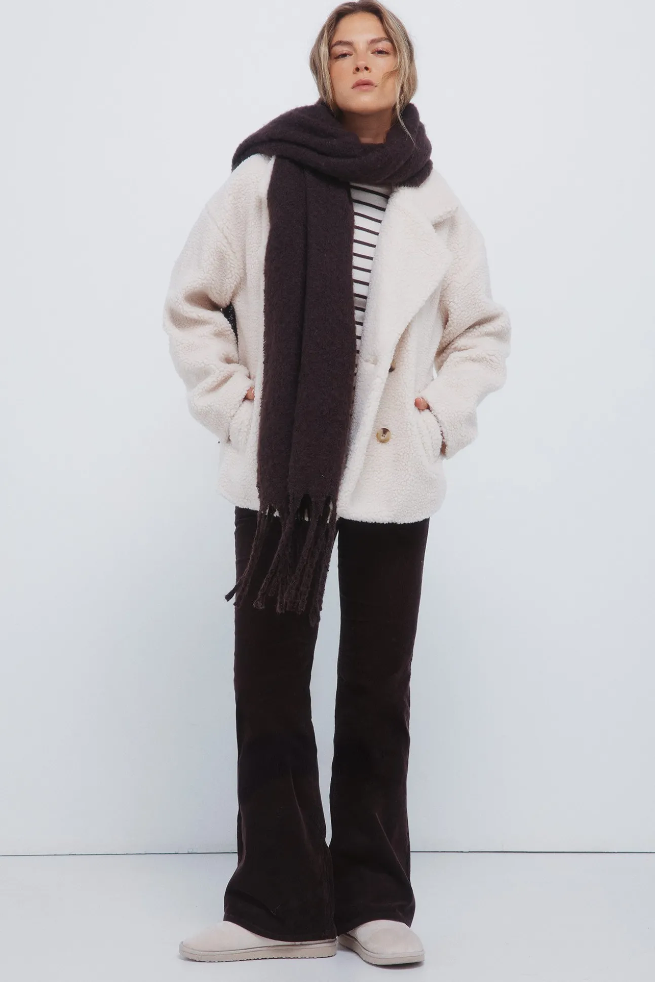 Manteau en peau de mouton à double boutonnage
