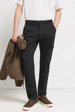 Pantalon cargo coupe slim confortable