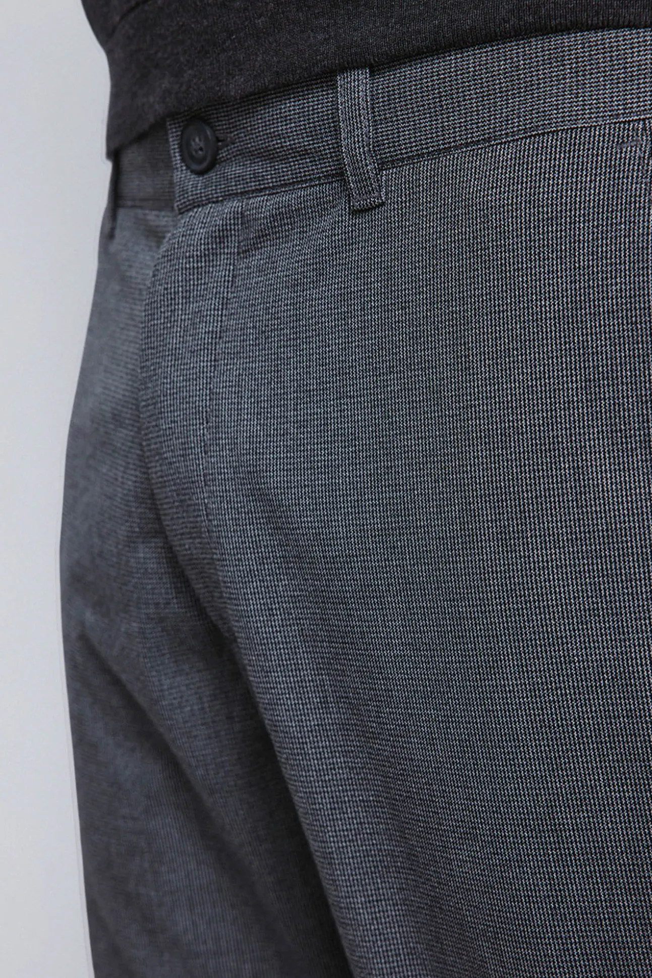 Pantalon slim fit structuré