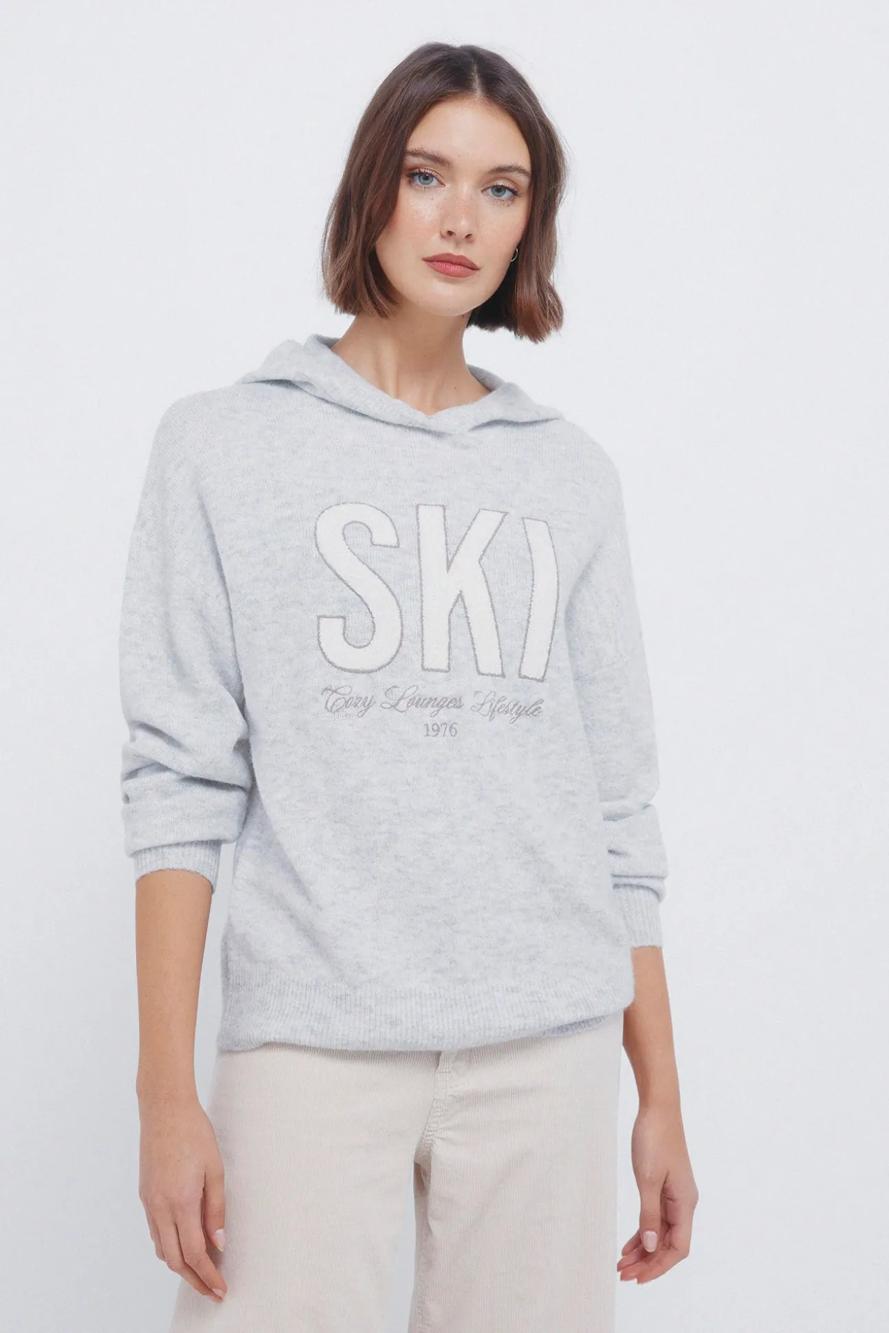 Pull à capuche « Ski »