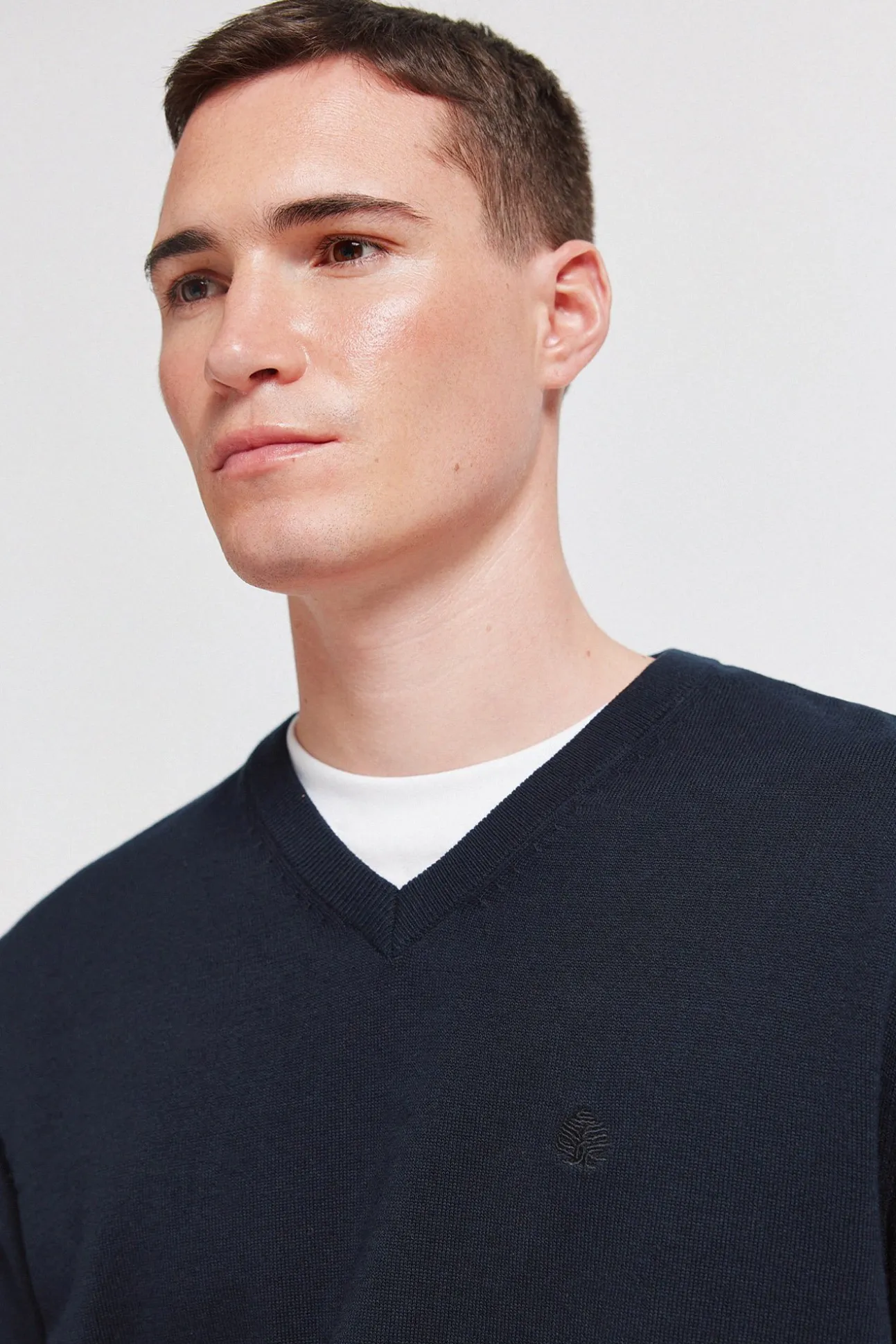 Pull basique col en V logo Springfield