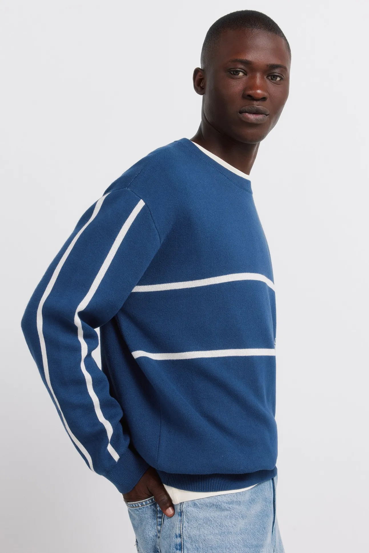 Pull jacquard à texte