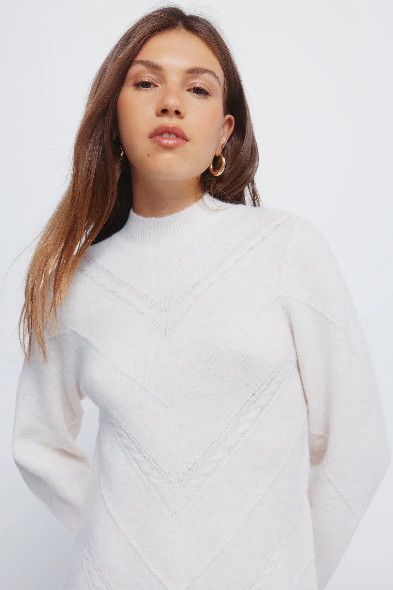 Robe courte en en maille torsadée