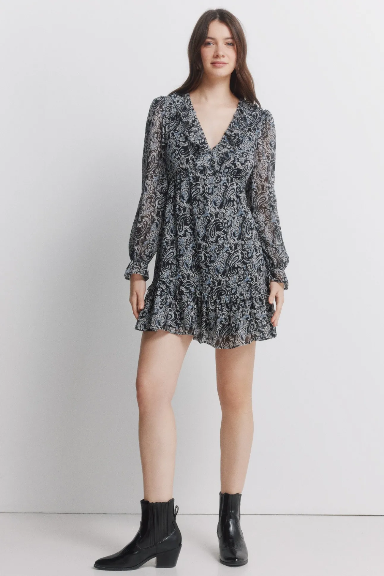 Robe courte imprimée manches longues