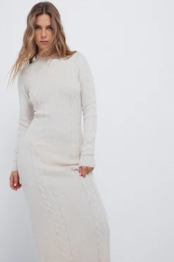 Robe en maille en maille torsadée