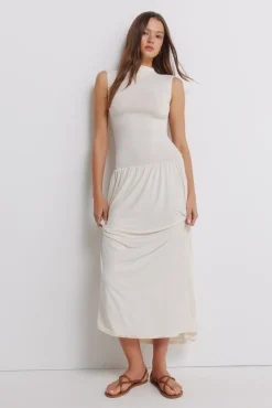 Robe froncée