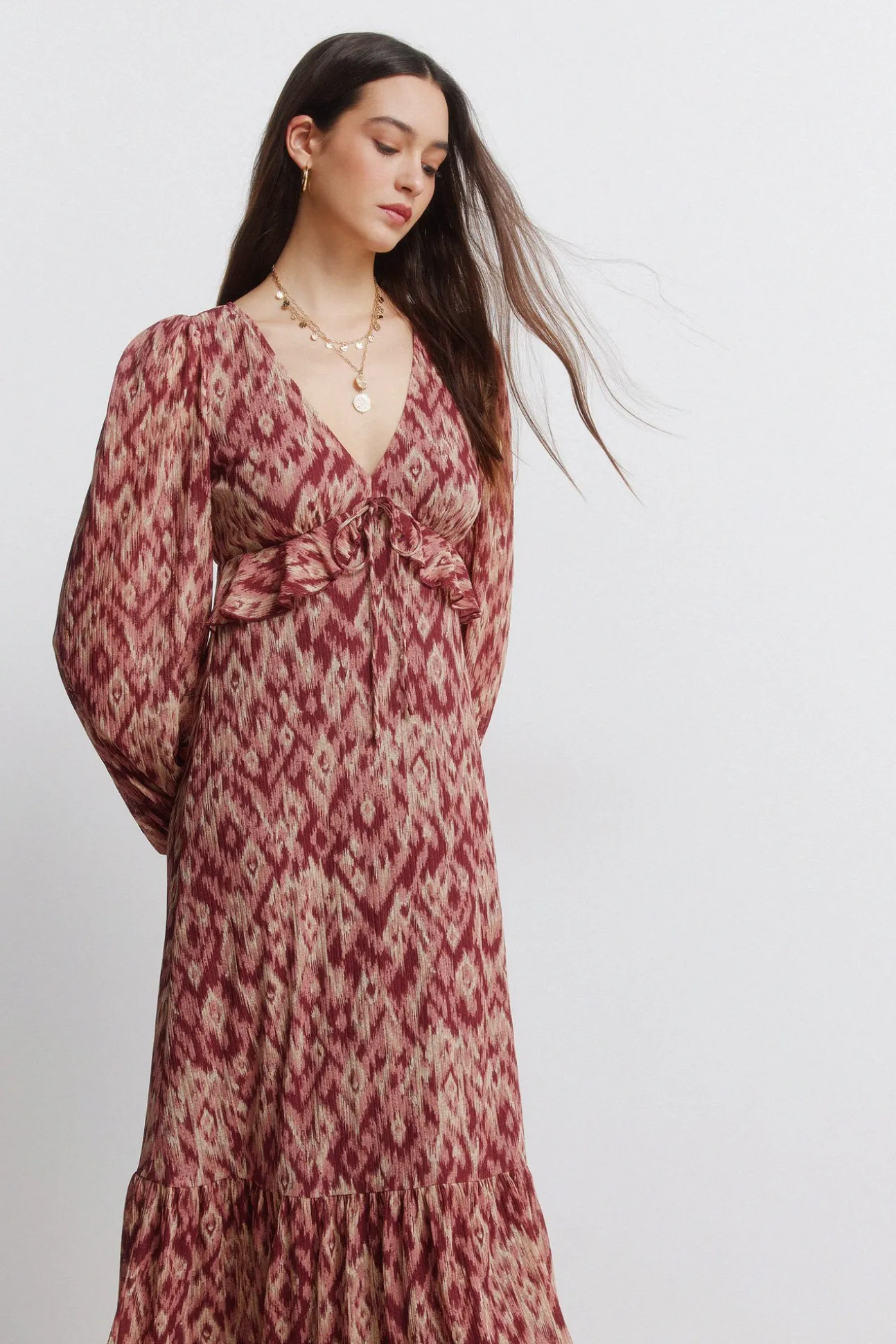 Robe midi à volant