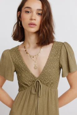 Robe midi à volants
