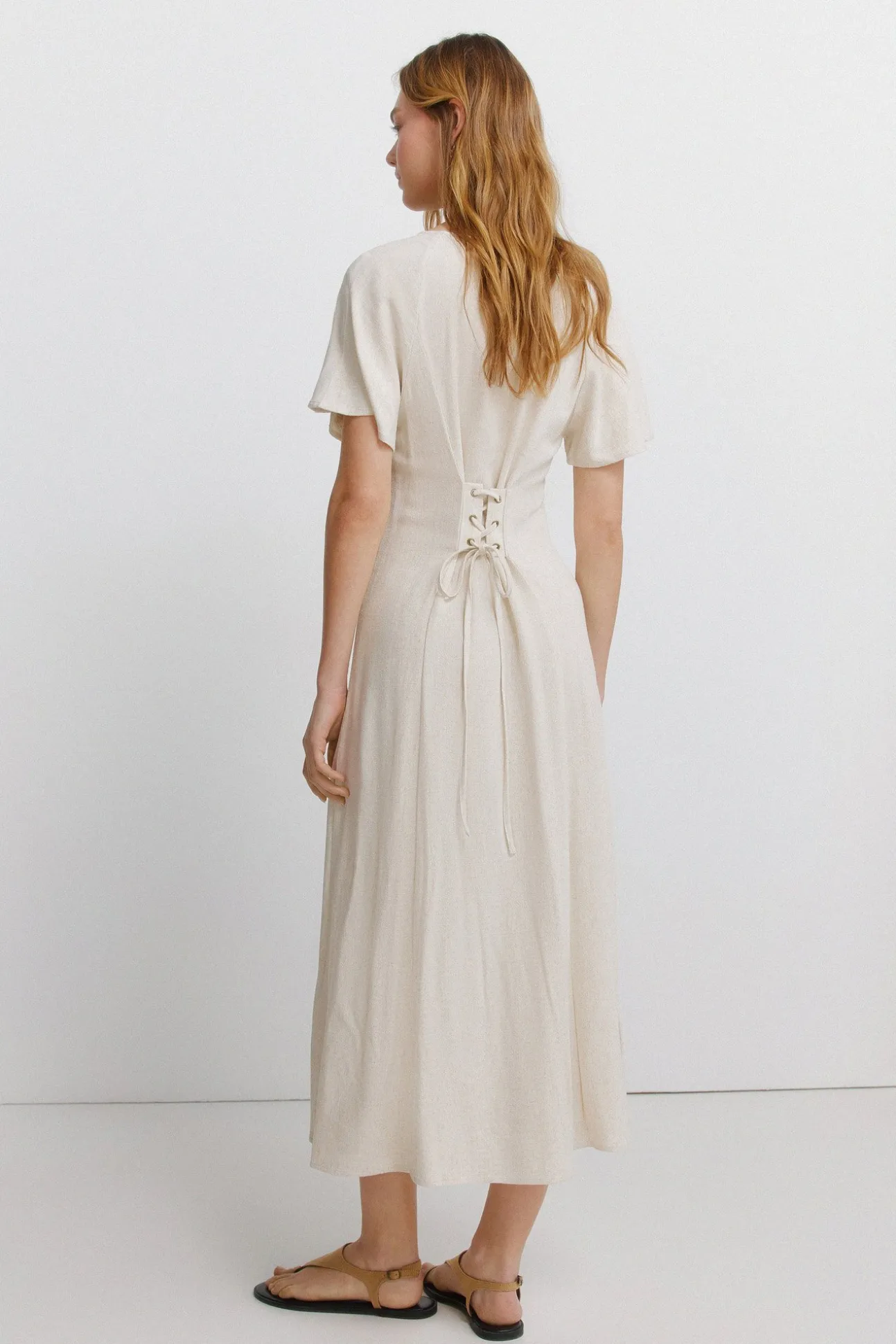 Robe midi dos croisé