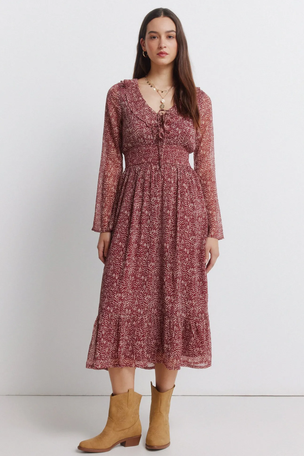 Robe midi imprimé avec décolleté à volant