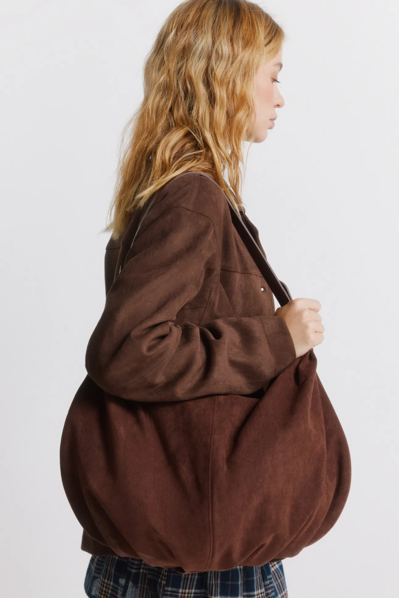 Sac bandoulière effet daim