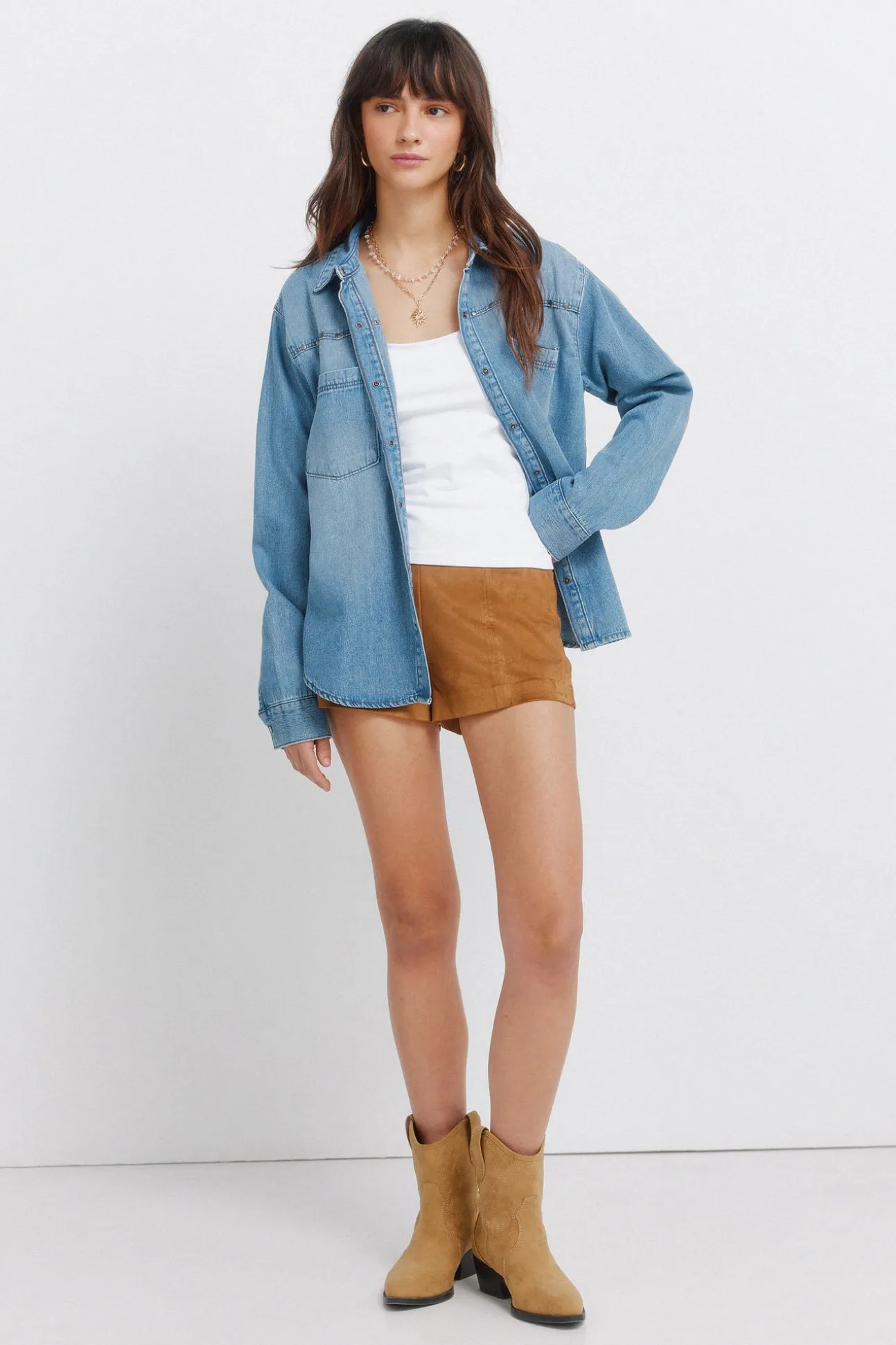 Short en daim synthétique