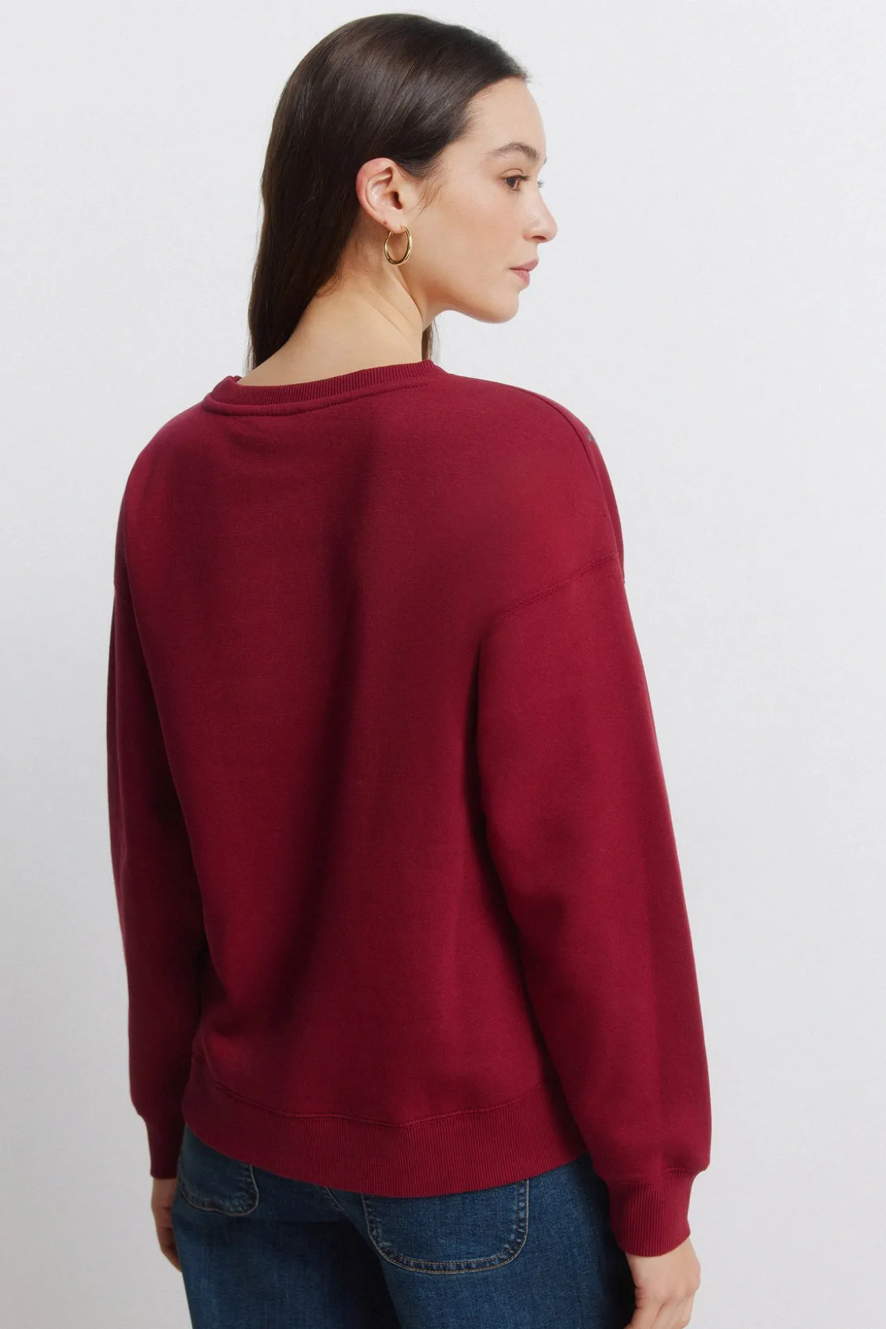 sweat-shirt à col bohème avec applications