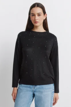 T-shirt clouté sur le devant