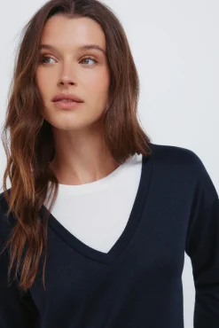 T-shirt col V combin&eacute;