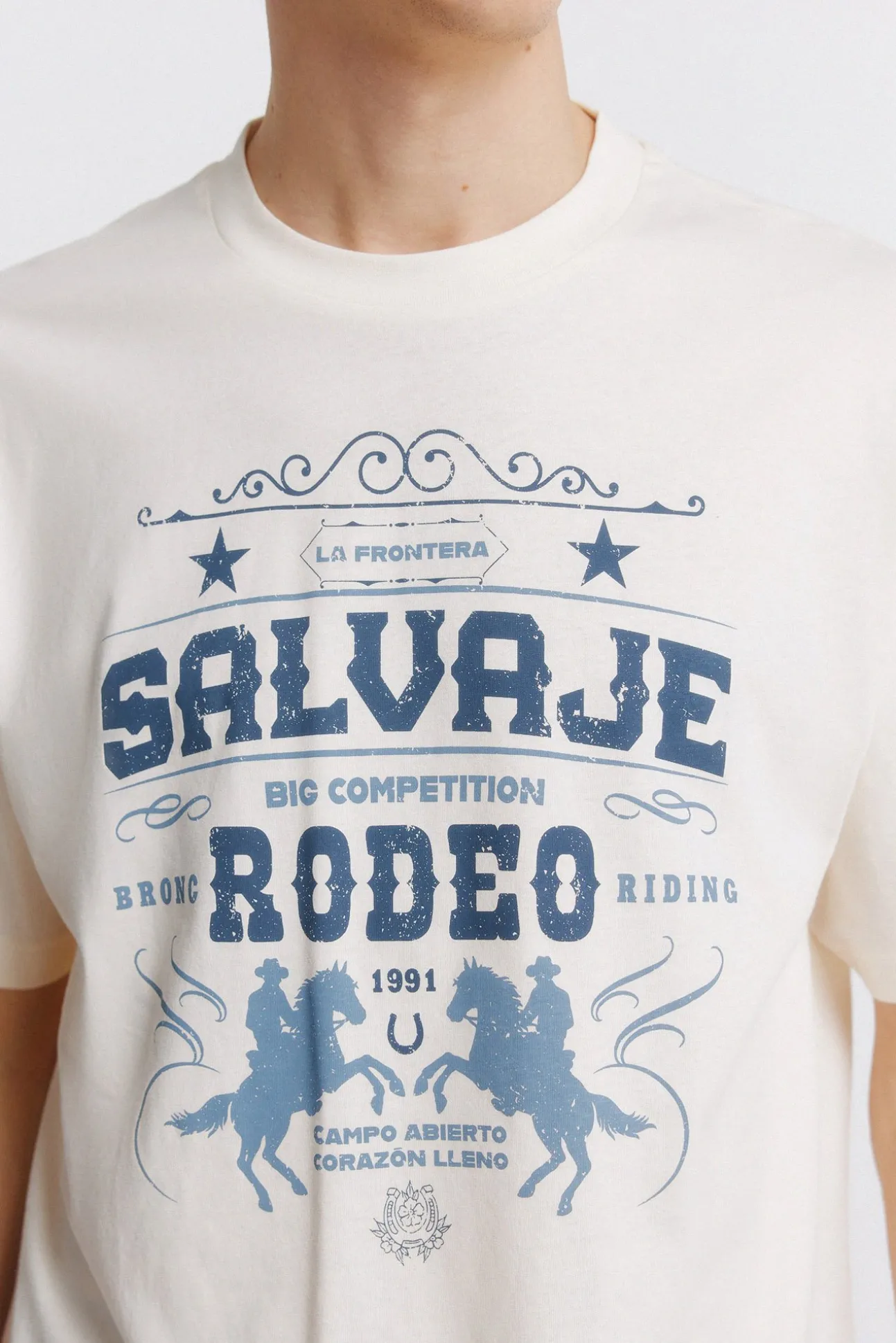 T-shirt sauvage