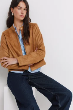 Veste courte en daim synth&eacute;tique