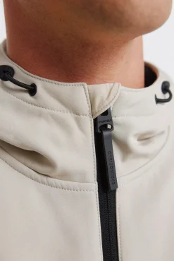 Veste softshell &agrave; capuche
